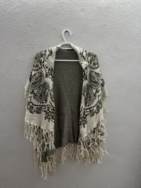 Coco and Carmen Womens Poncho One Size Brown Fringy Open Front